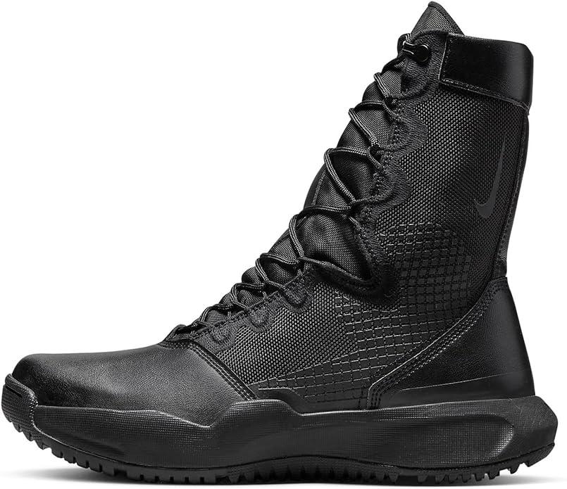 nike combat boot